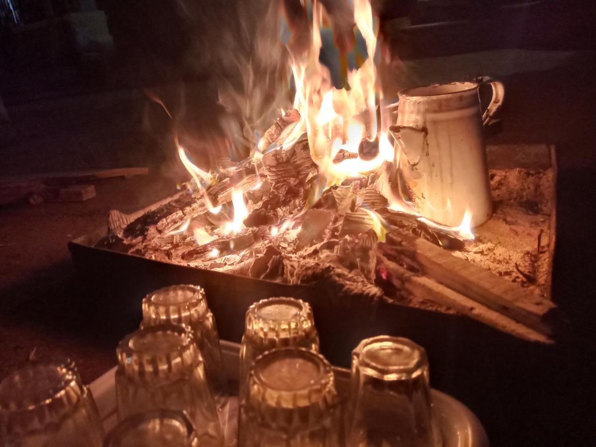Auberge de jeunesse Sebaii Camp السباعى كامب شاطئ الترابين بجوار ويت بالس à Nuweiba` Extérieur photo